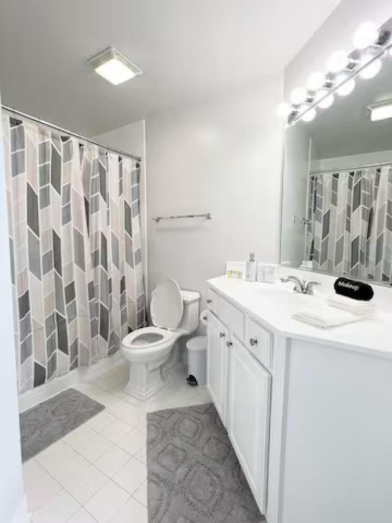 Elegant King Suite Metro Dc Арлингтон Экстерьер фото